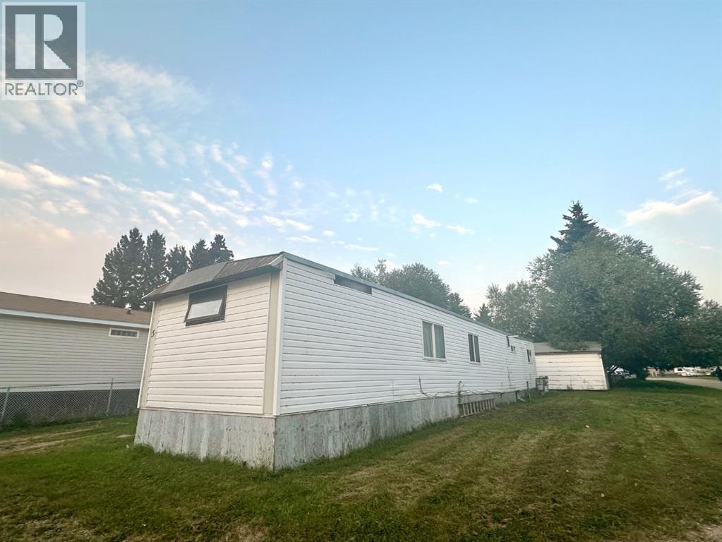 4504 41 Unit 51, Camrose, AB T4V 4K8