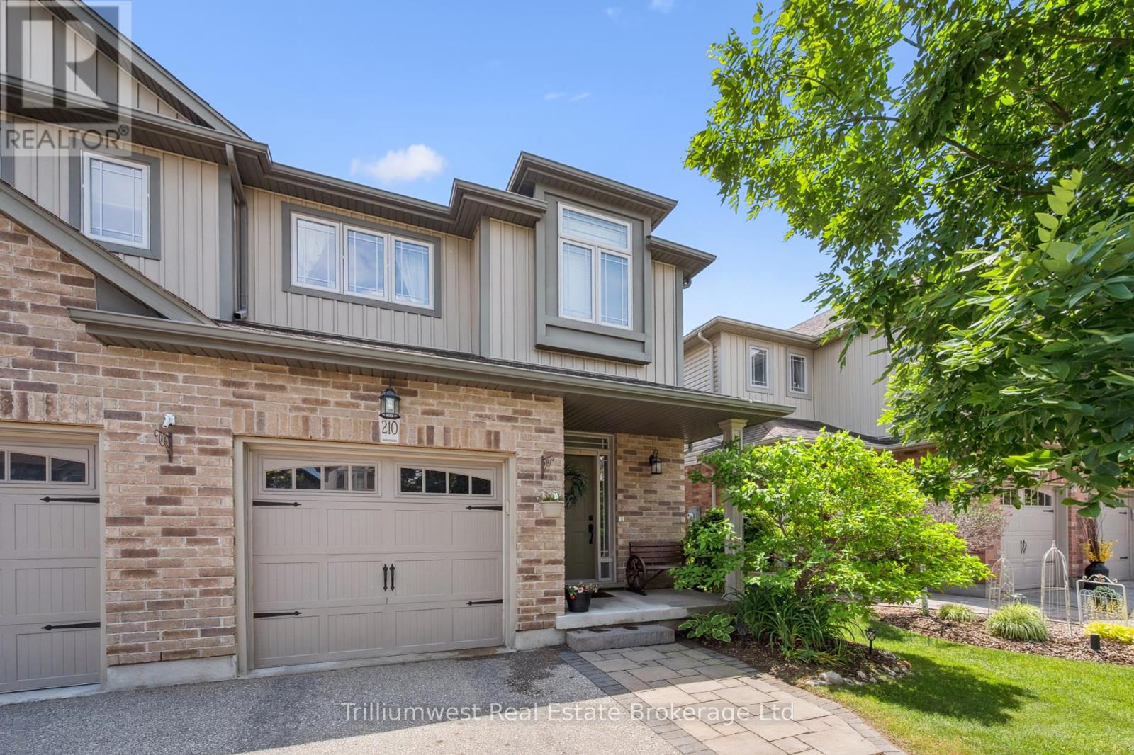 210 Couling Cres, Guelph, ON N1E 0L4