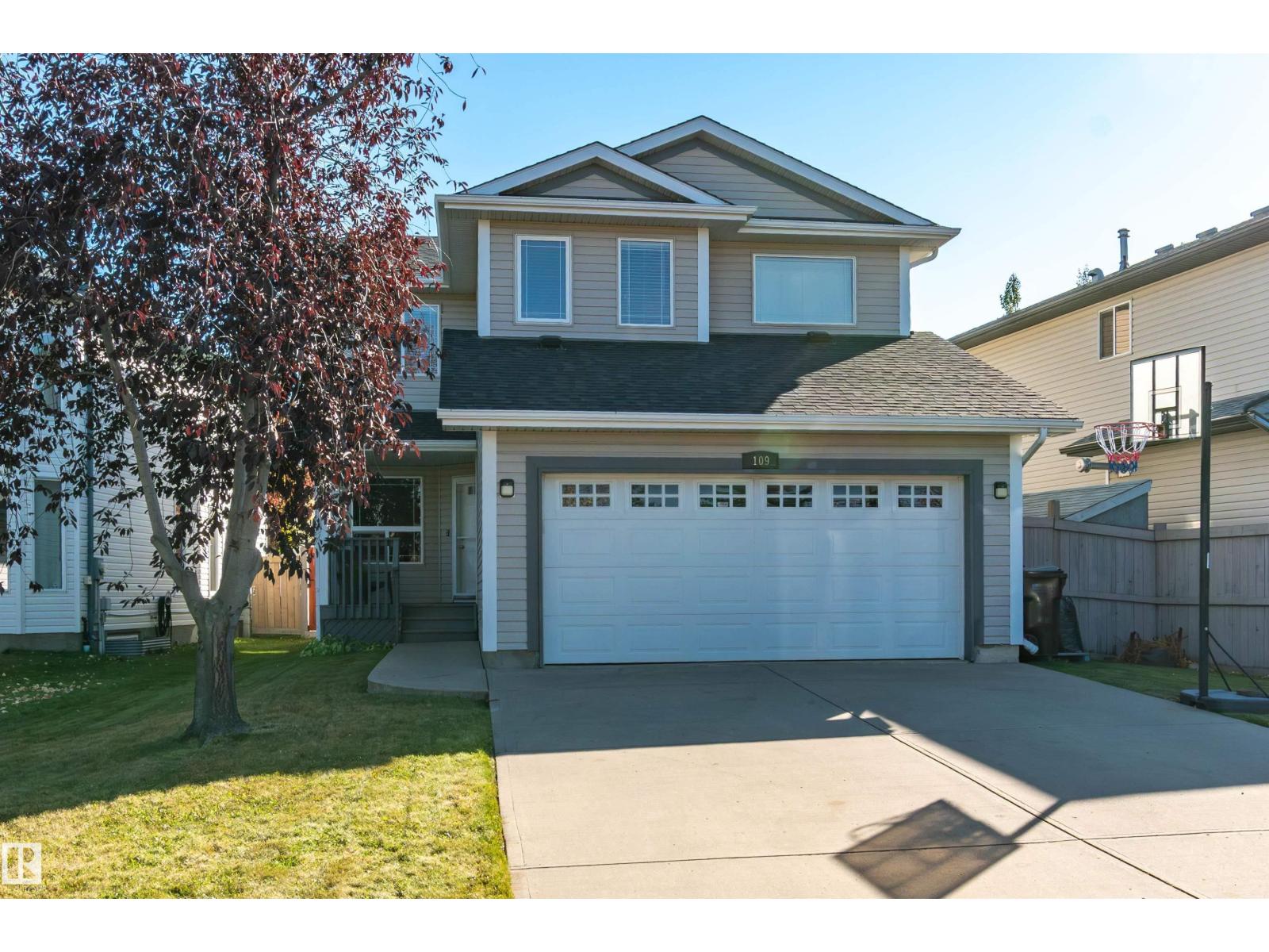 109 Foxboro Rd, Sherwood Park, AB T8A 6M6