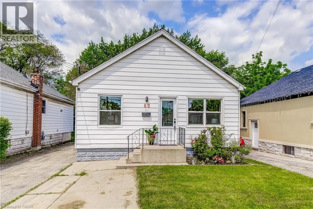 82 W 1st St, Hamilton, ON L9C 3C4