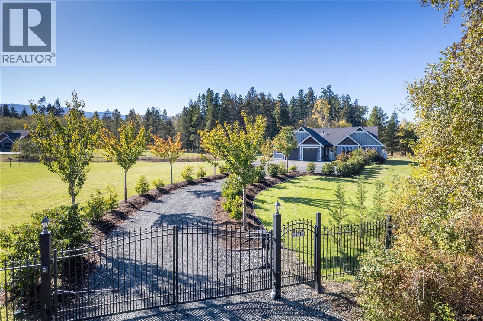 939 Virginia Rd, Coombs, BC V0R 1M0