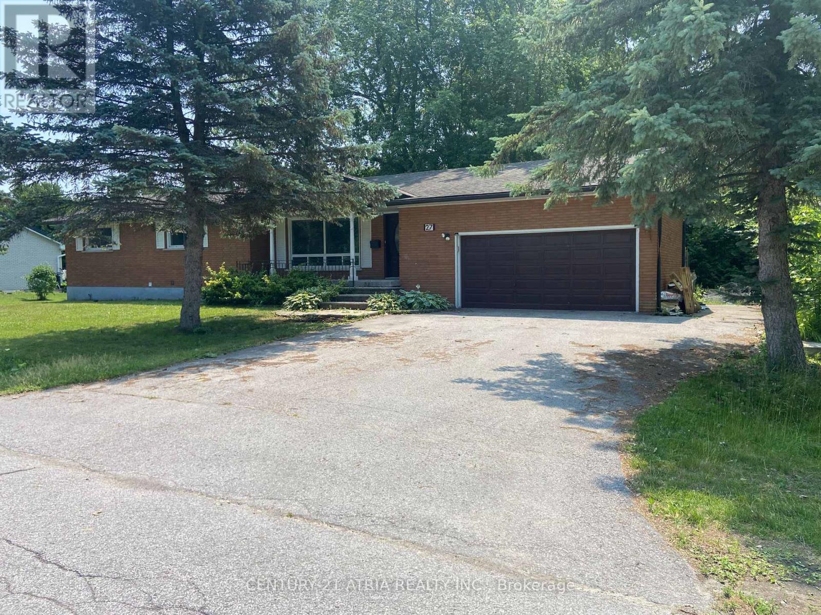 27 Waterbend Dr, Georgina Keswick South, ON L4P 2S3