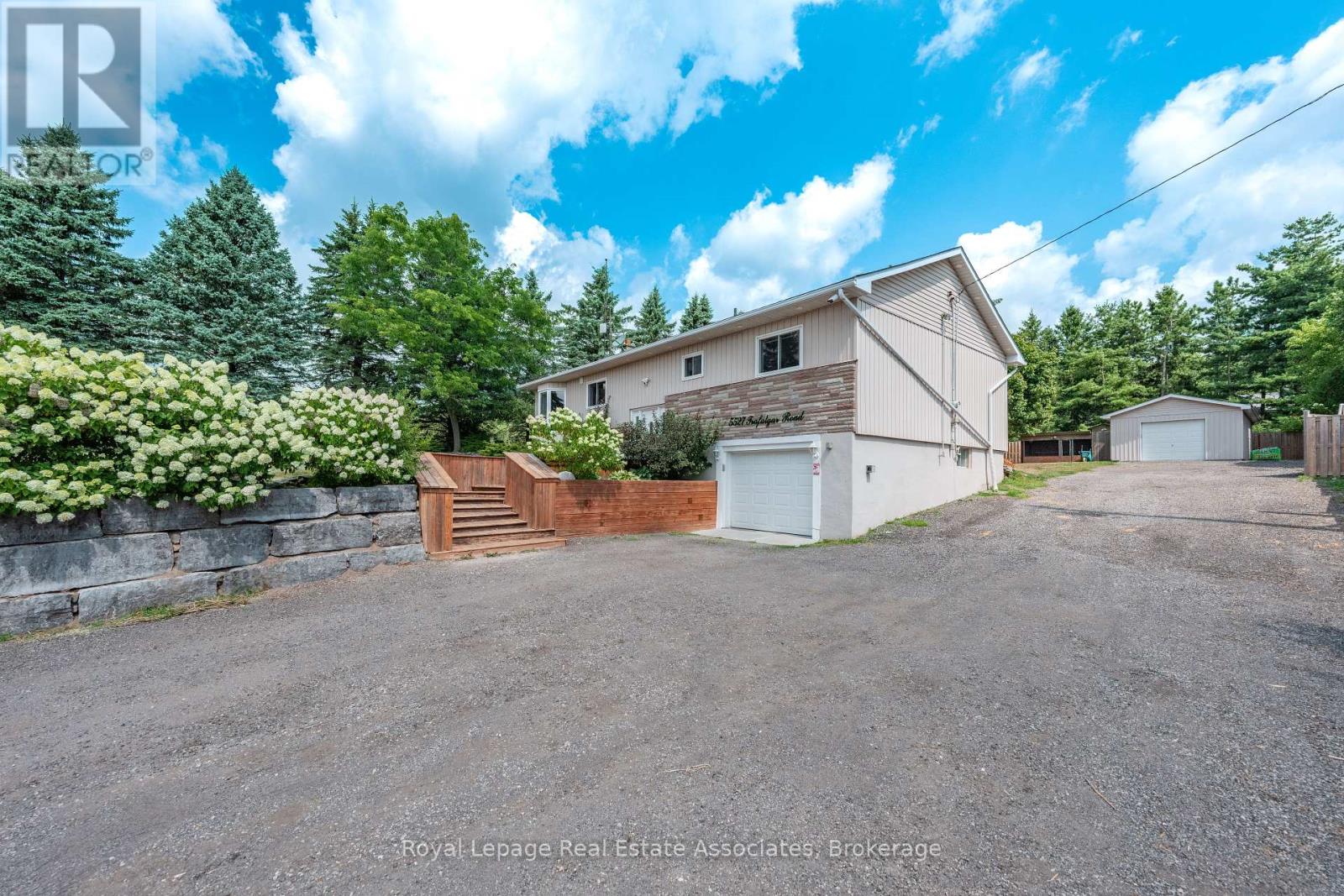 5527 Trafalgar Rd, Erin, ON N0B 1T0