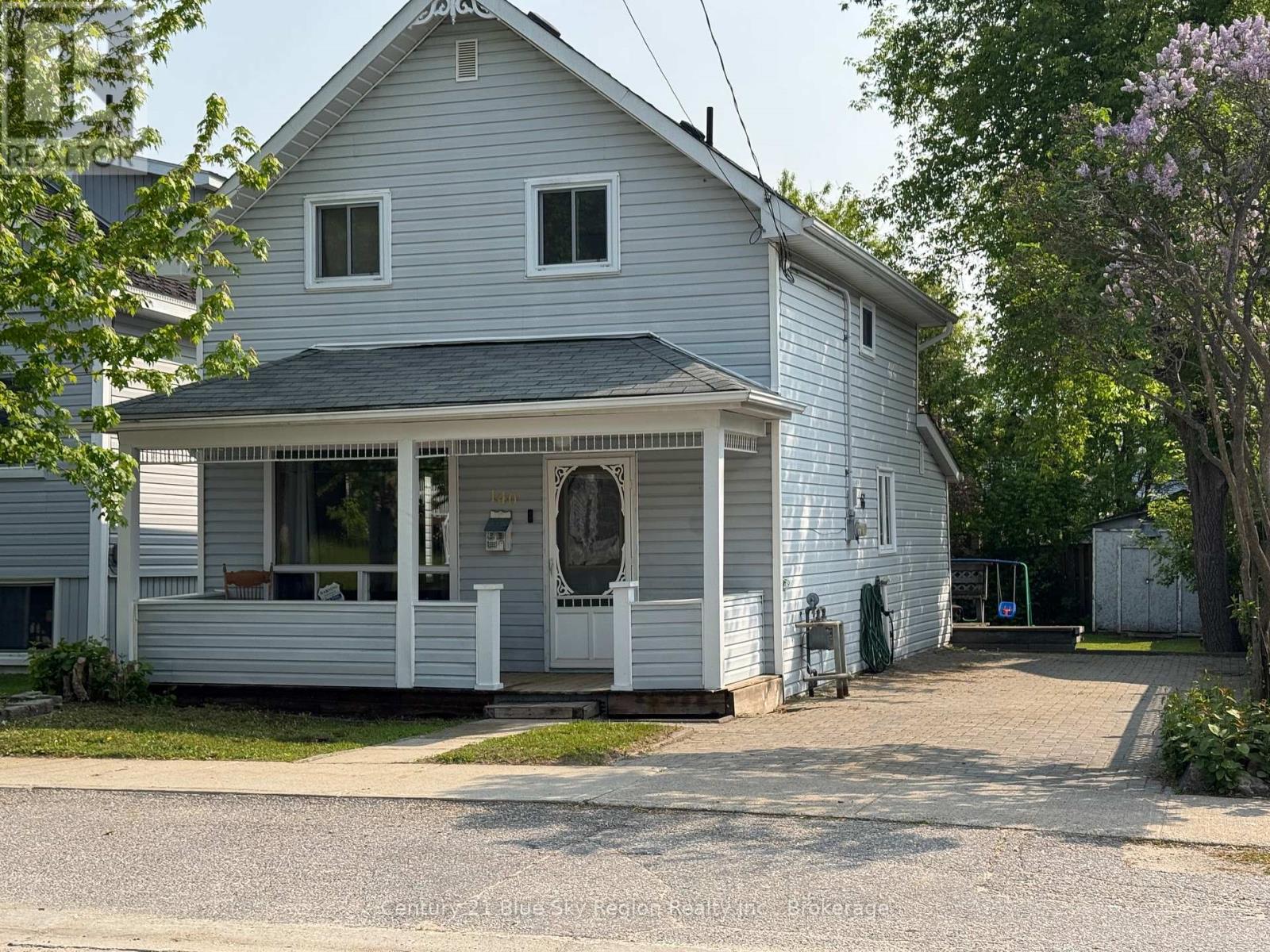 140 Fifth Ave W, North Bay, ON P1B 3N5
