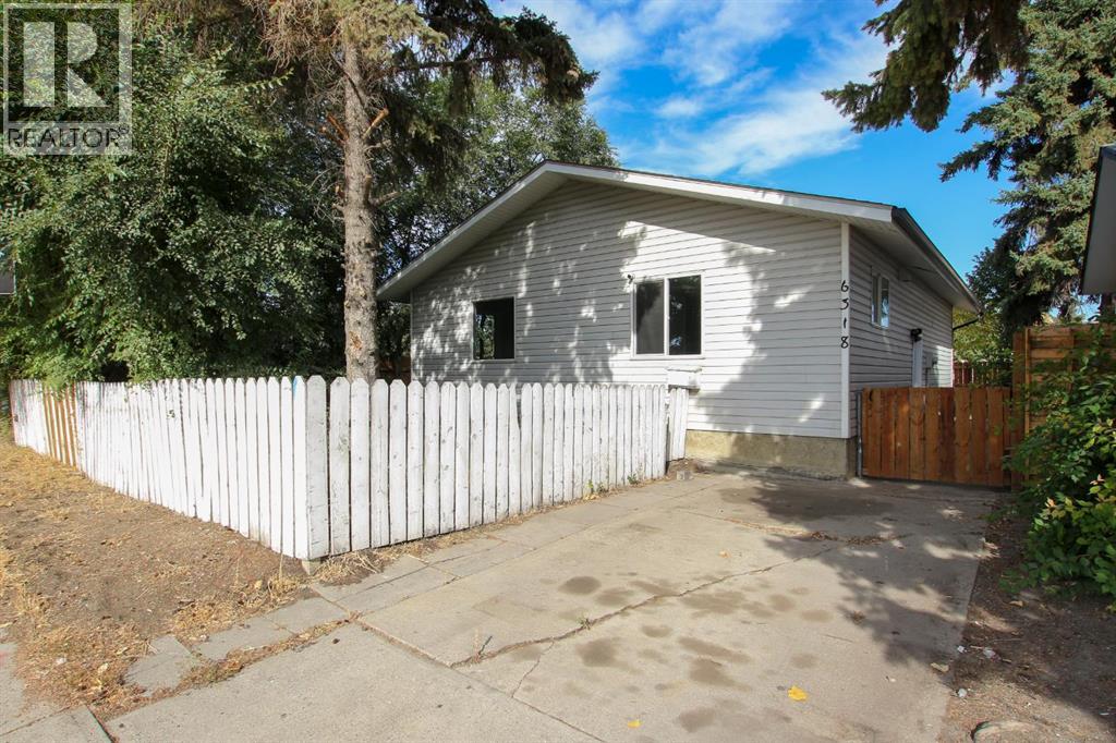 6318 Horn St, Red Deer, AB T4N 5M5