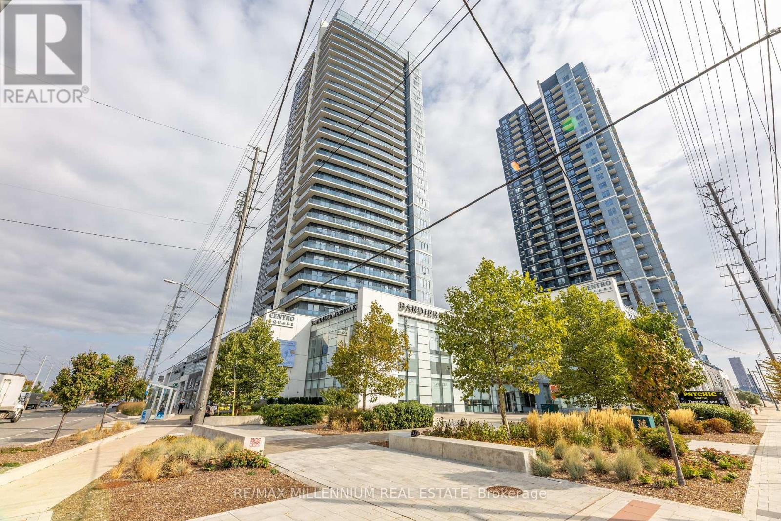 1401 3700 Highway 7 Rd, Vaughan East Woodbridge, ON L4L 0G3