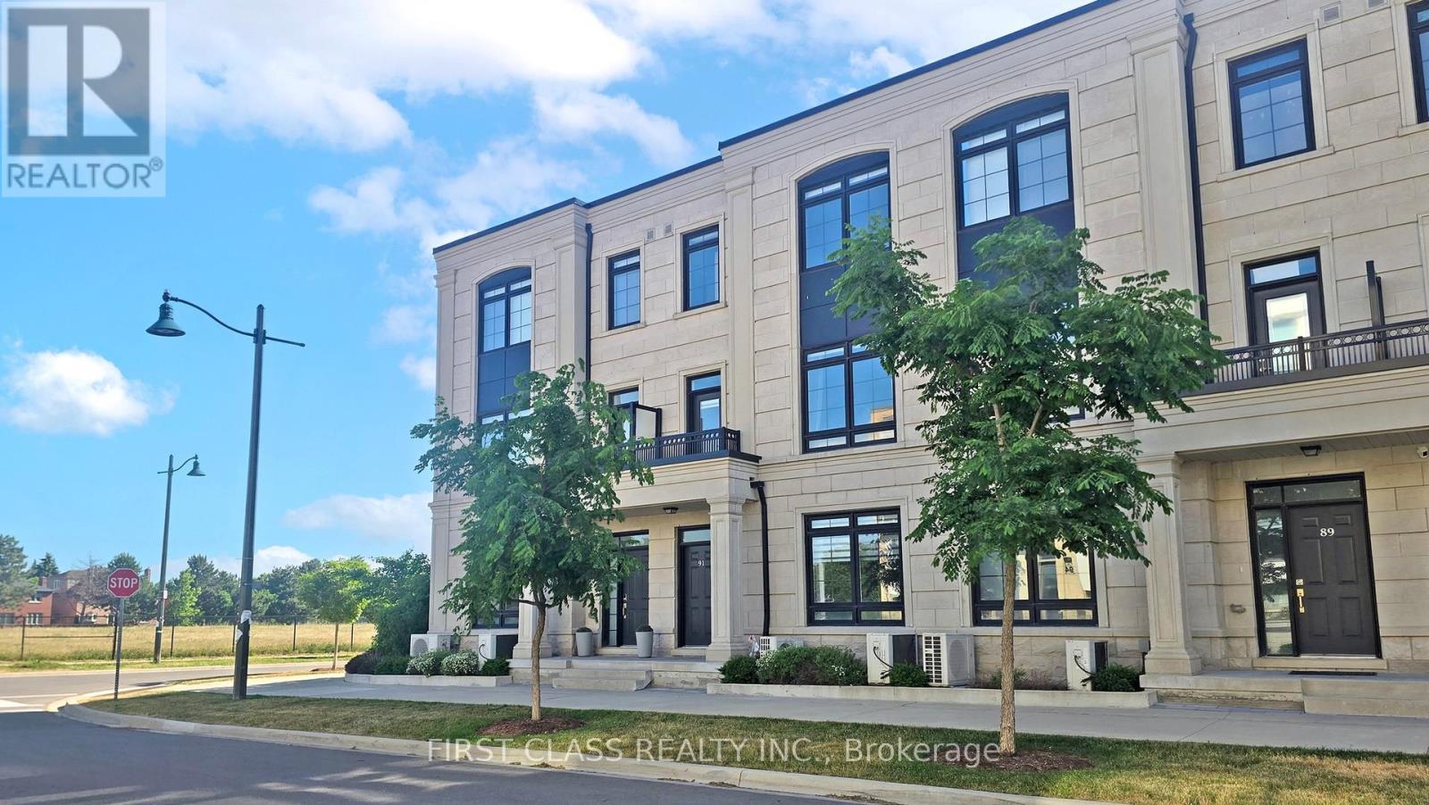 91 William Saville St, Markham, ON L3R 2E1