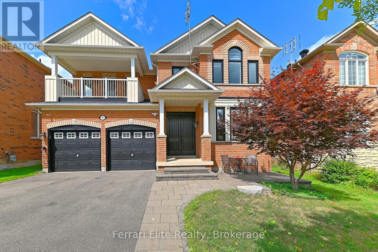 16 Amos Ct, Markham, ON L6E 2E9
