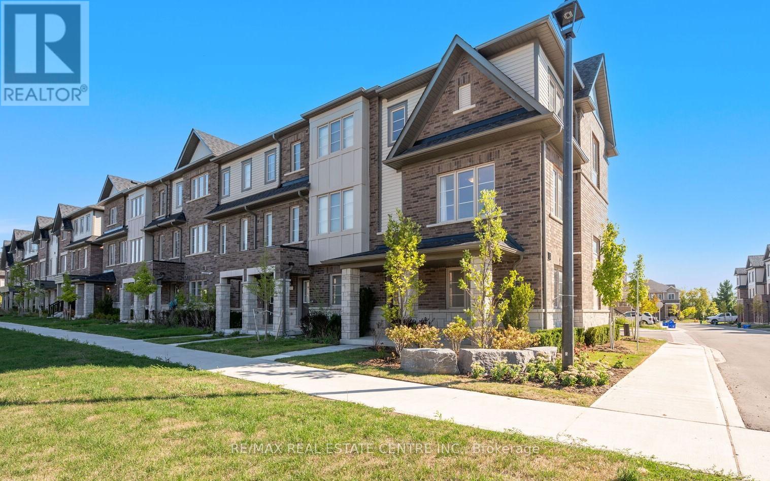 2073 Prestonvale Rd, Clarington Courtice, ON L1E 0G9