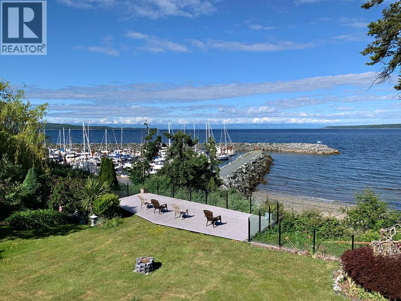 4557 Willingdon Ave, Powell River, BC V8A 2M9