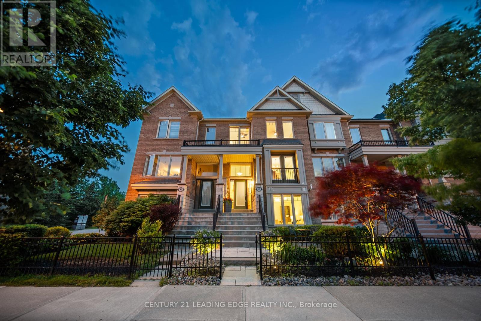 57 Baker Hill Blvd, Whitchurch-Stouffville, ON L4A 0T8