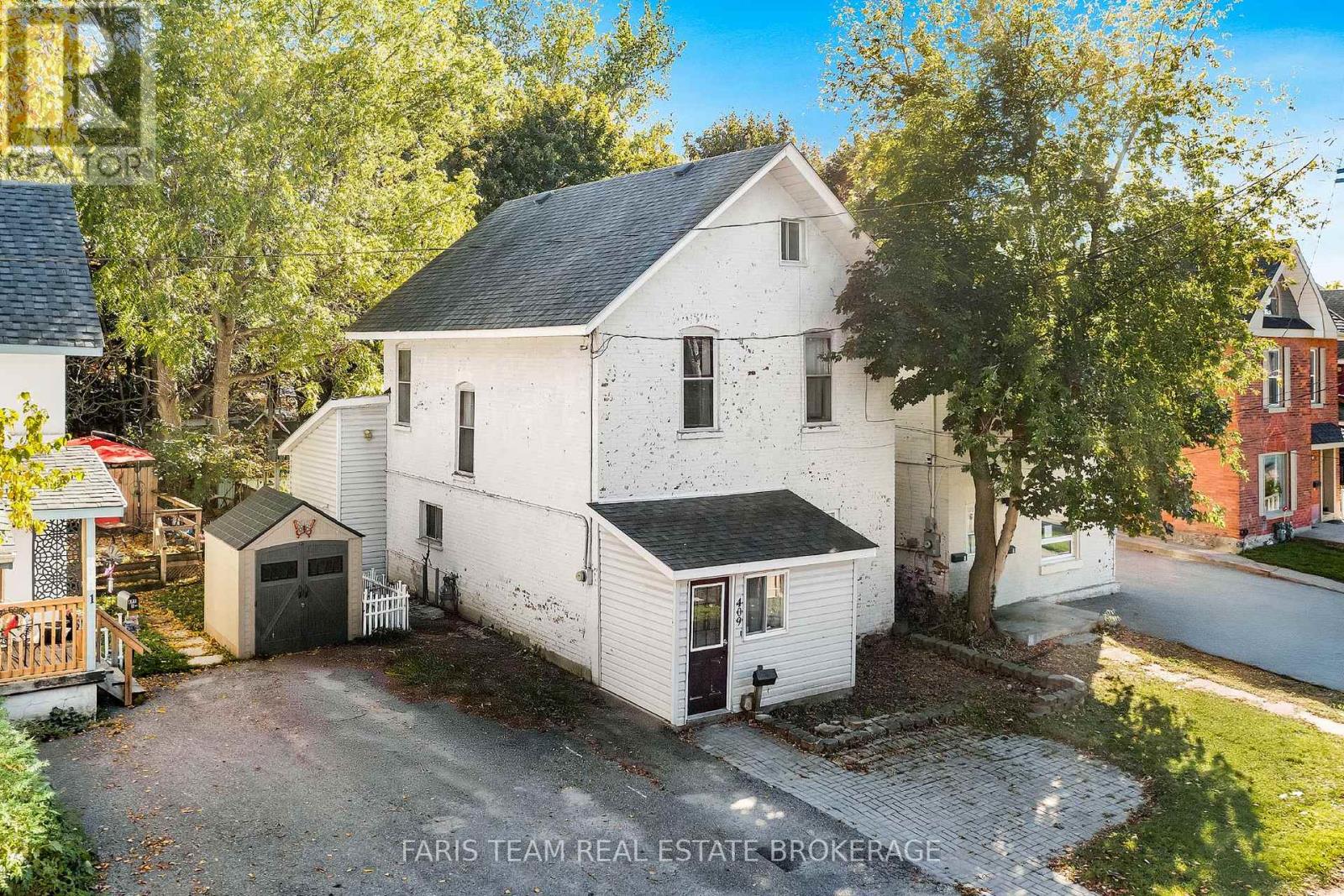 409 Dominion Ave, Midland, ON L4R 1P2