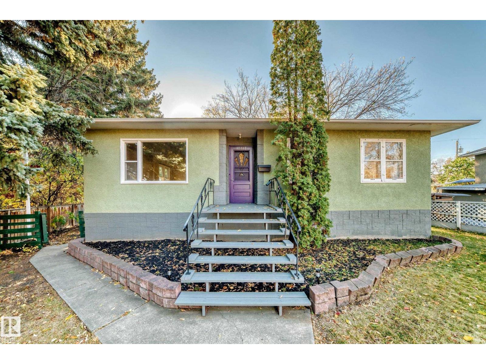 121 Av Nw Unit 12807, Edmonton, AB T5L 2L6