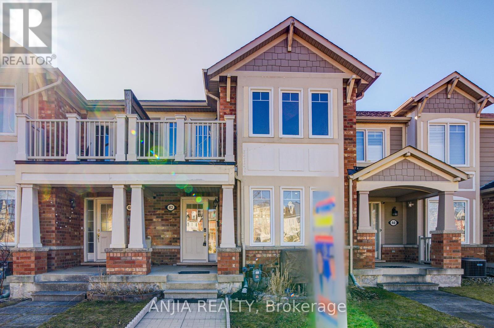 42 Gas Lamp Ln, Markham, ON L6B 0H5