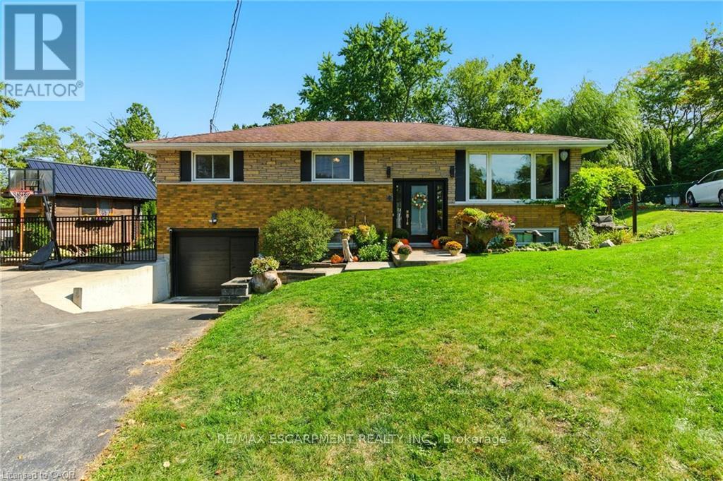 19 Wallace Pl, Haldimand, ON N3W 1G4