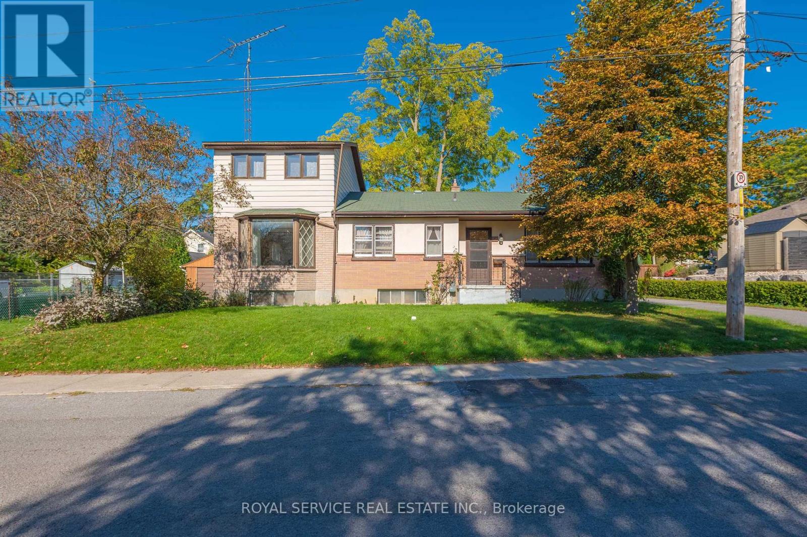 68 Young St, Port Hope, ON L1A 1M6