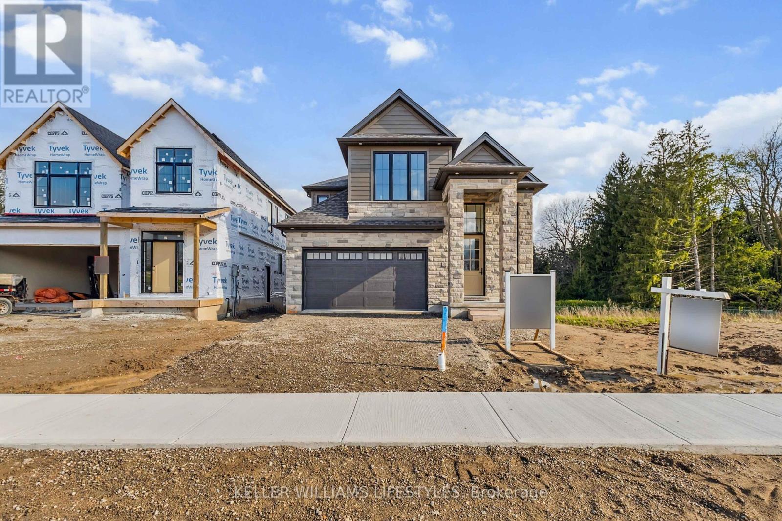 6881 Heathwoods Ave, London, ON N6P 1H5