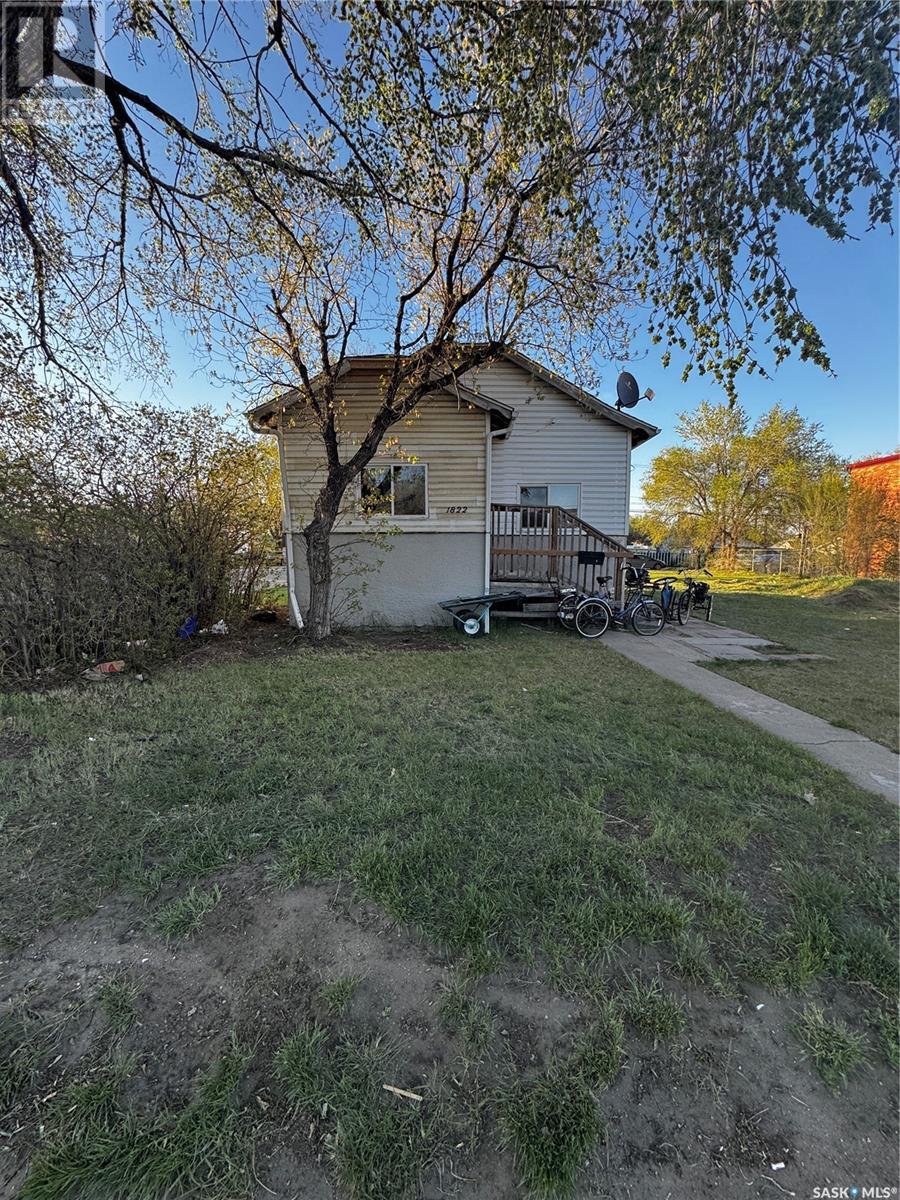 1822 22 Street West, Saskatoon, SK S7L 2Z6