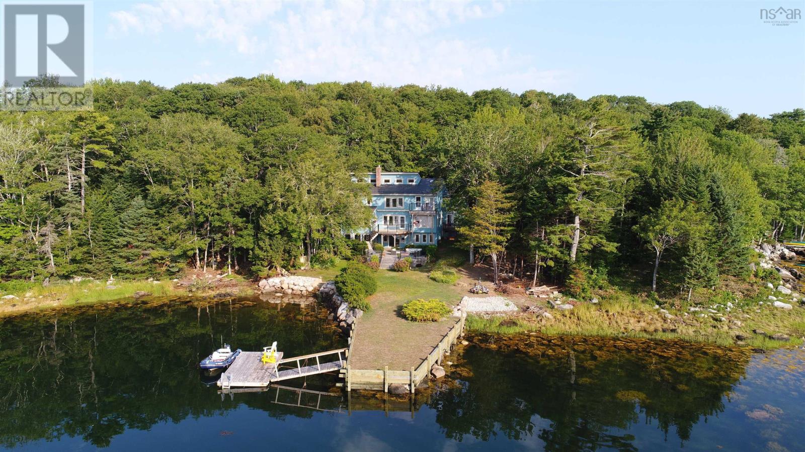 156 Parklea Dr, Head Of St. Margarets Bay, NS B3Z 2G5