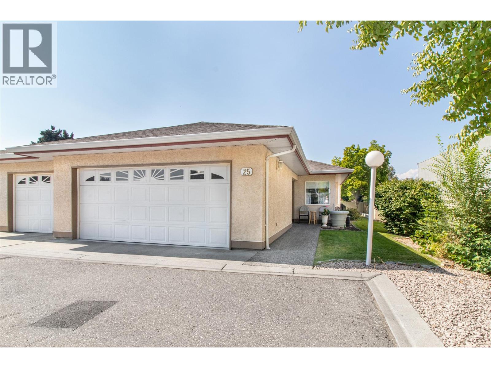 1874 Parkview Crescent Unit 25, Kelowna, BC V1X 7G6