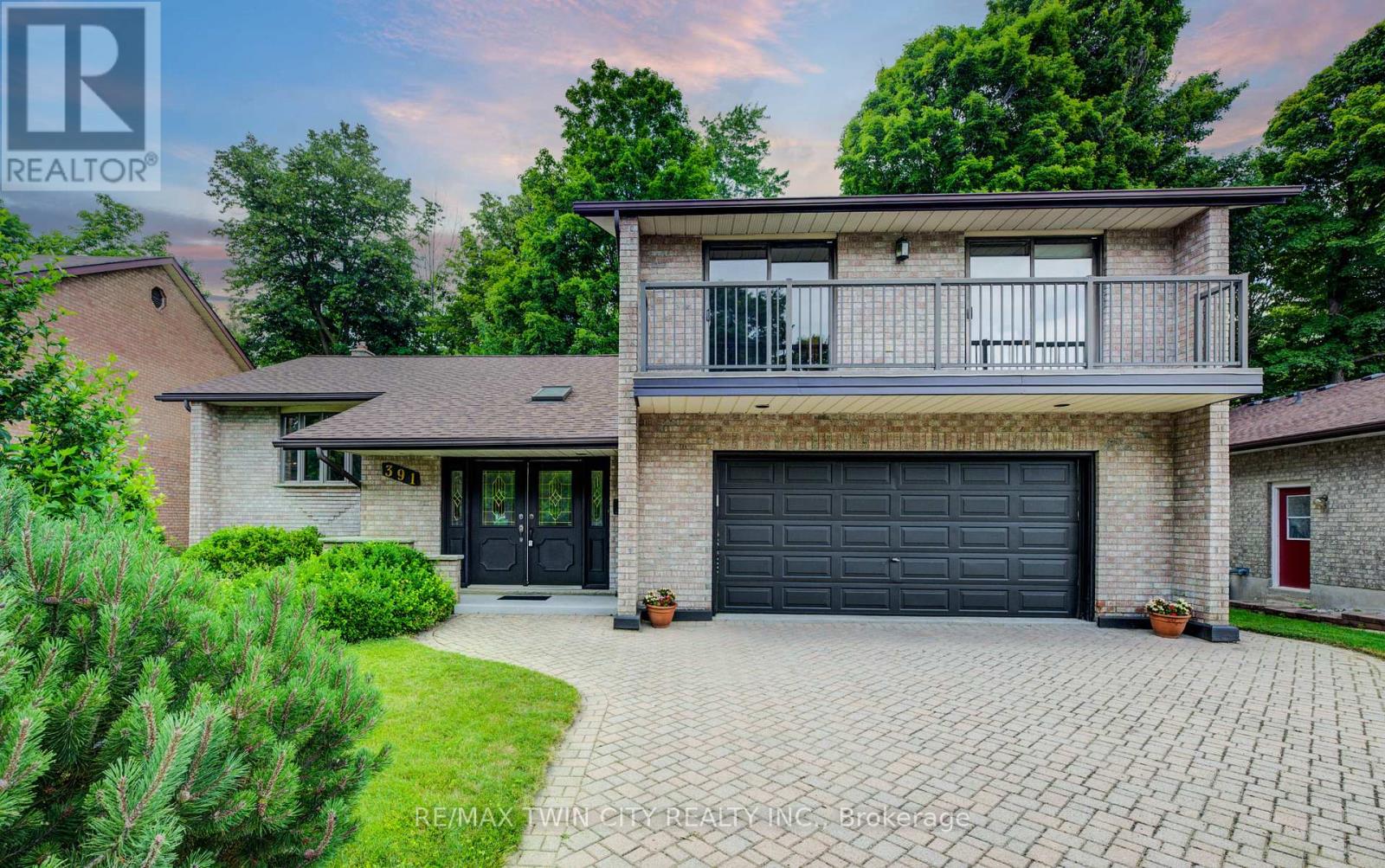 391 Northlake Dr, Waterloo, ON N2V 1W8