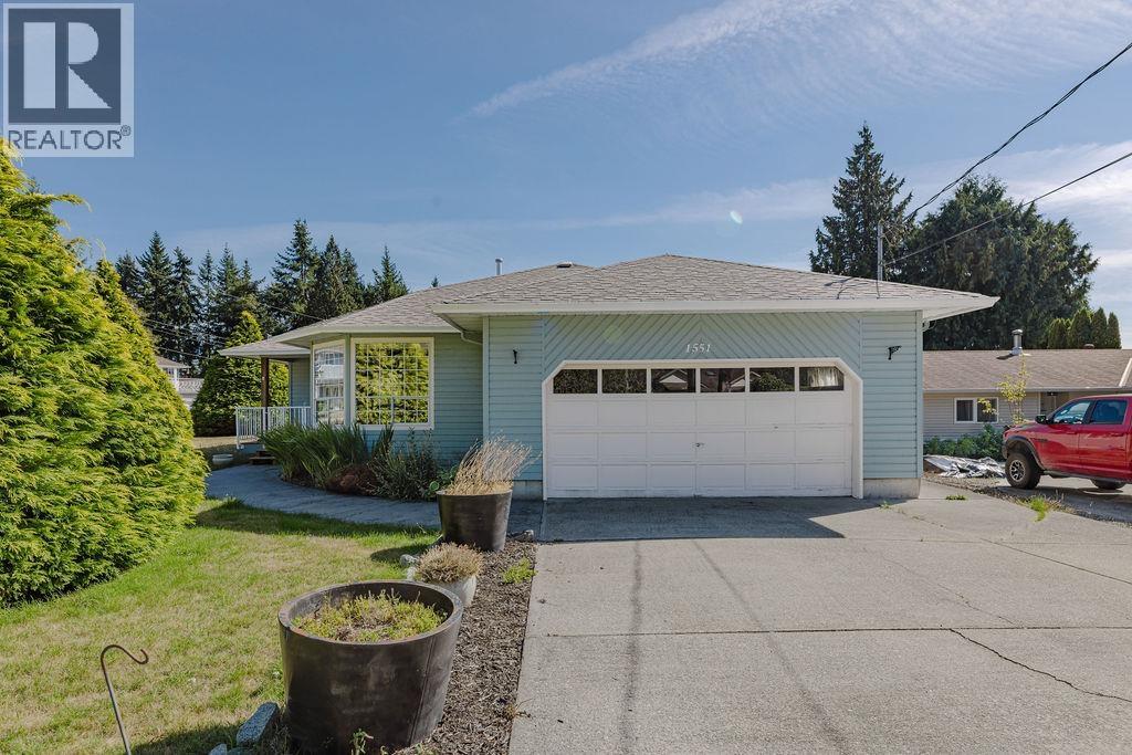 1551 Islandview Dr, Gibsons, BC V0N 1V5