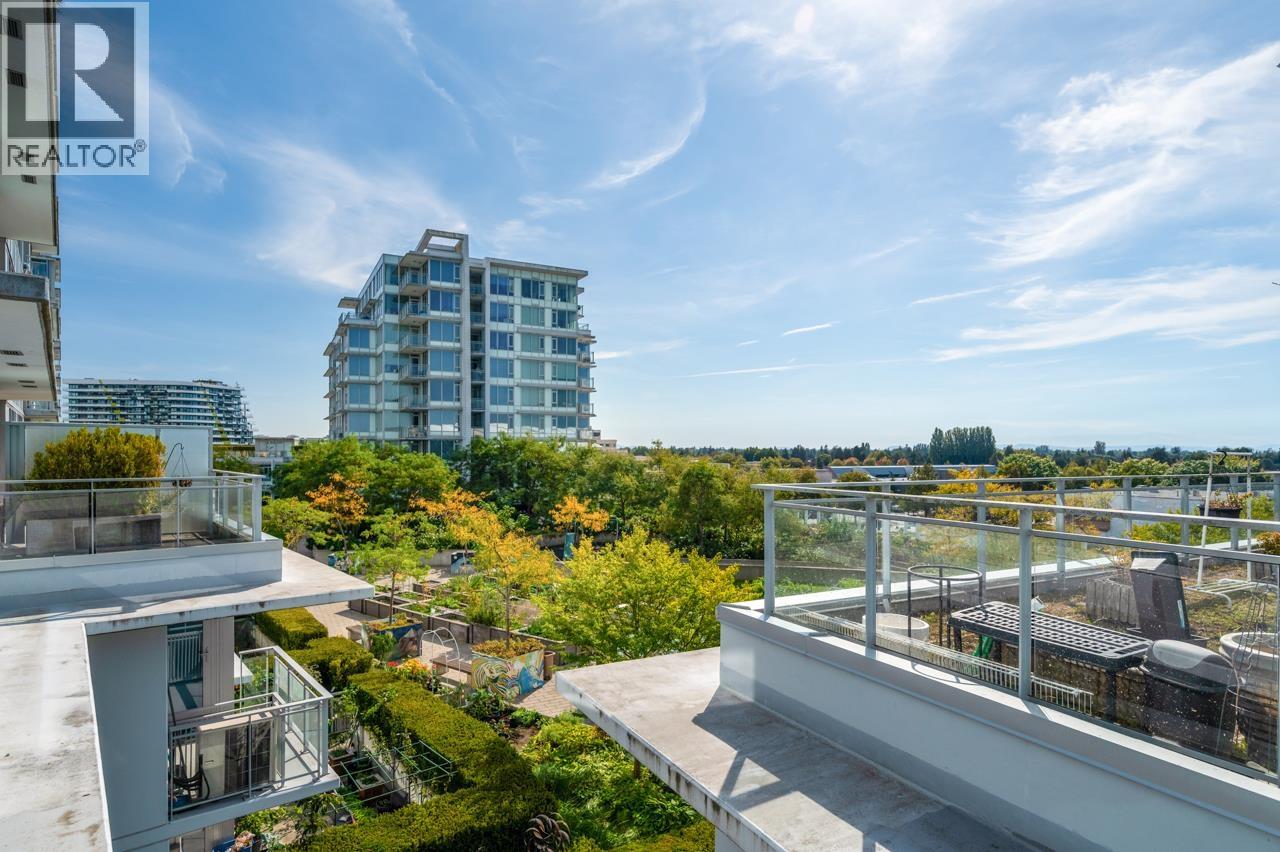 5511 Hollybridge Way Unit 6005, Richmond, BC V7C 0A3