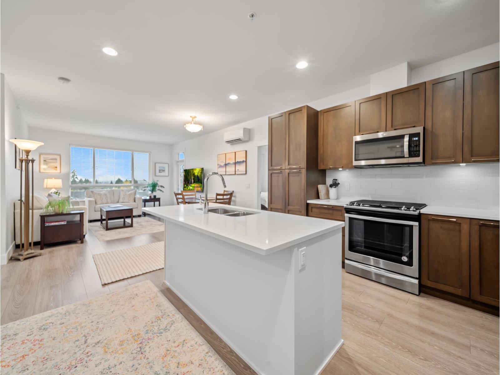 22087 49 Avenue Unit 412, Langley, BC V3A 0K4