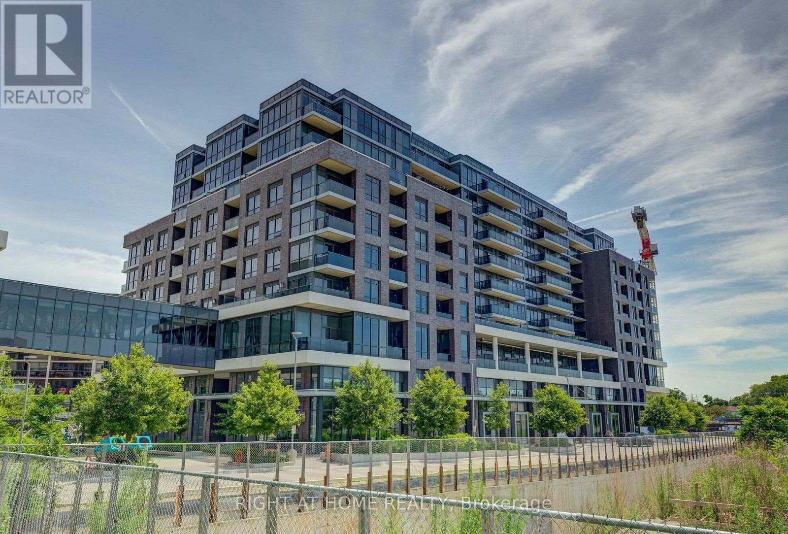 415 10 Gibbs Rd, Toronto Islington-city Centre West, ON M9B 6L6