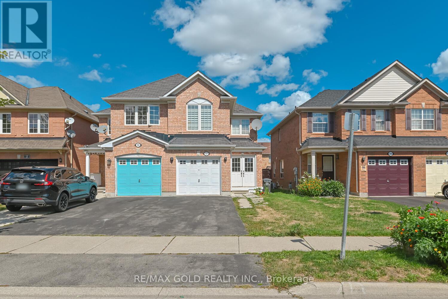 17 Levida St, Brampton, ON L6P 2Y6