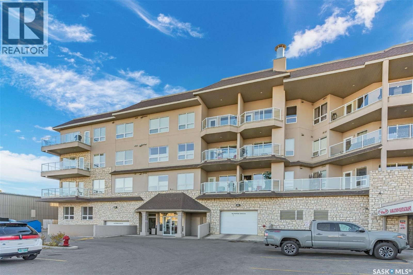 227 Pinehouse Drive Unit 206, Saskatoon, SK S7K 4W9