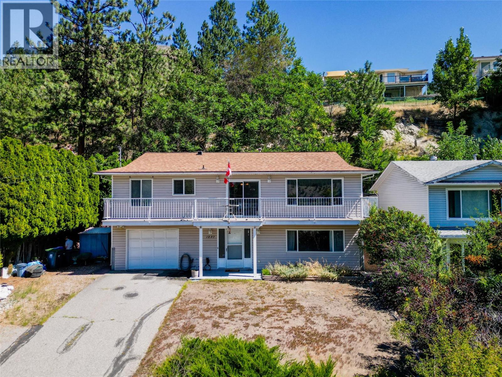 1237 Mclean Creek Rd, Okanagan Falls, BC V0H 1R1