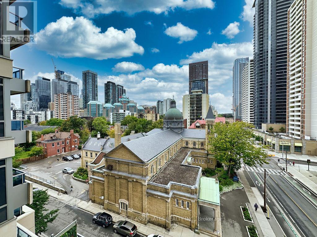 603 500 Sherbourne St, Toronto, ON M4X 1L1