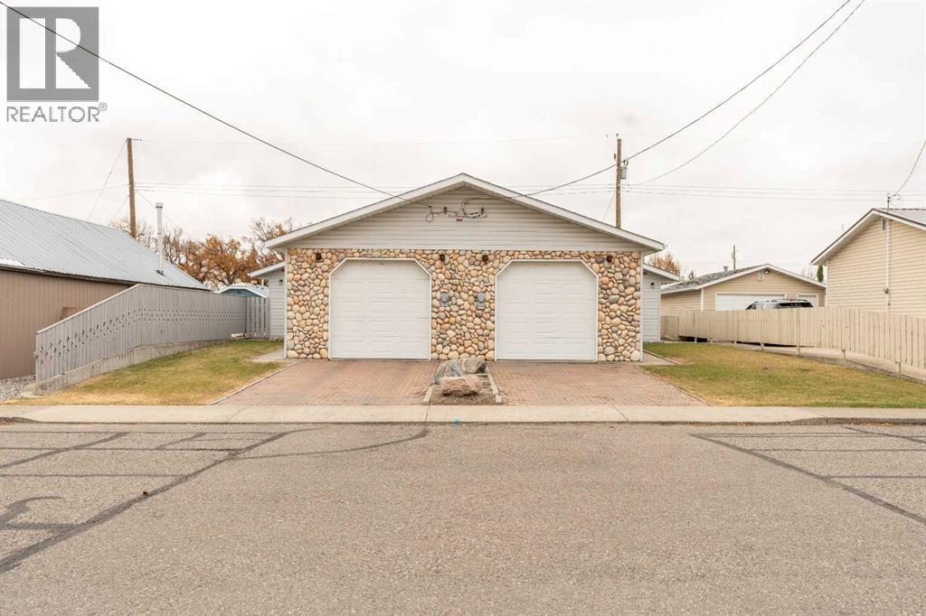 150 22 Street #154, Fort Macleod, AB T0L 0Z0