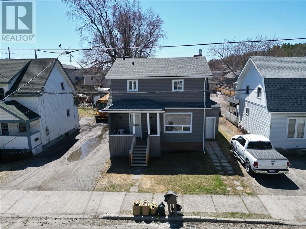 189 St George St, Sudbury, ON P3C 2W9