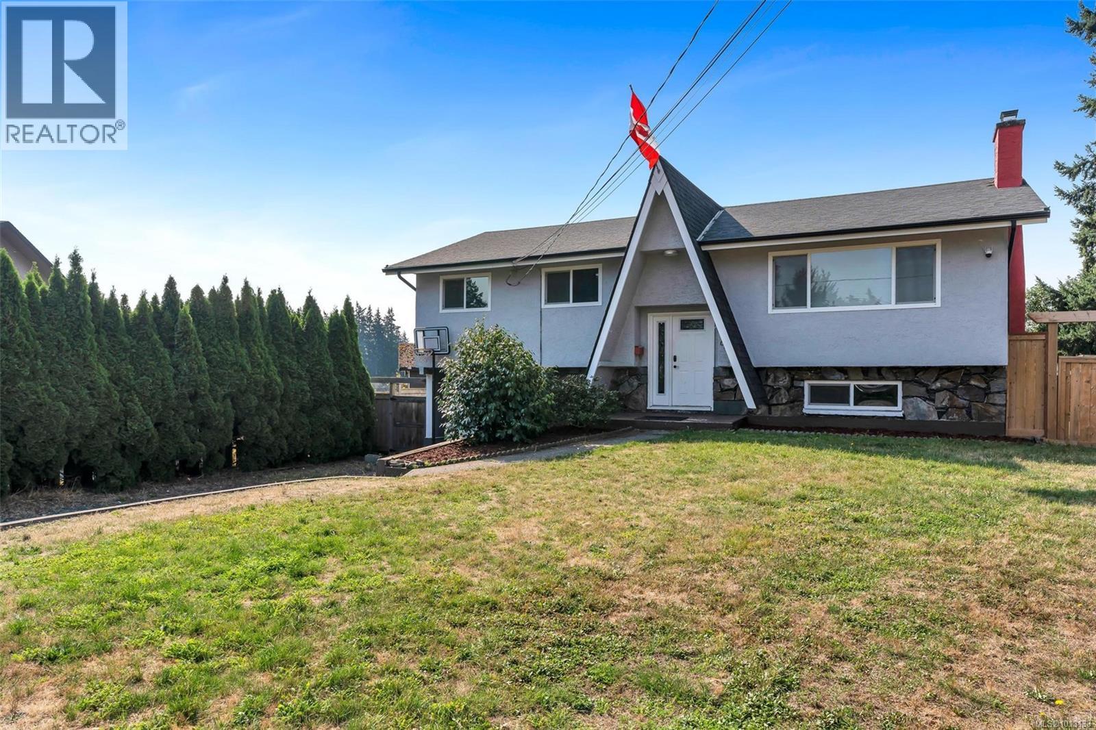 621 Eiderwood Pl, Victoria, BC V9C 2L1