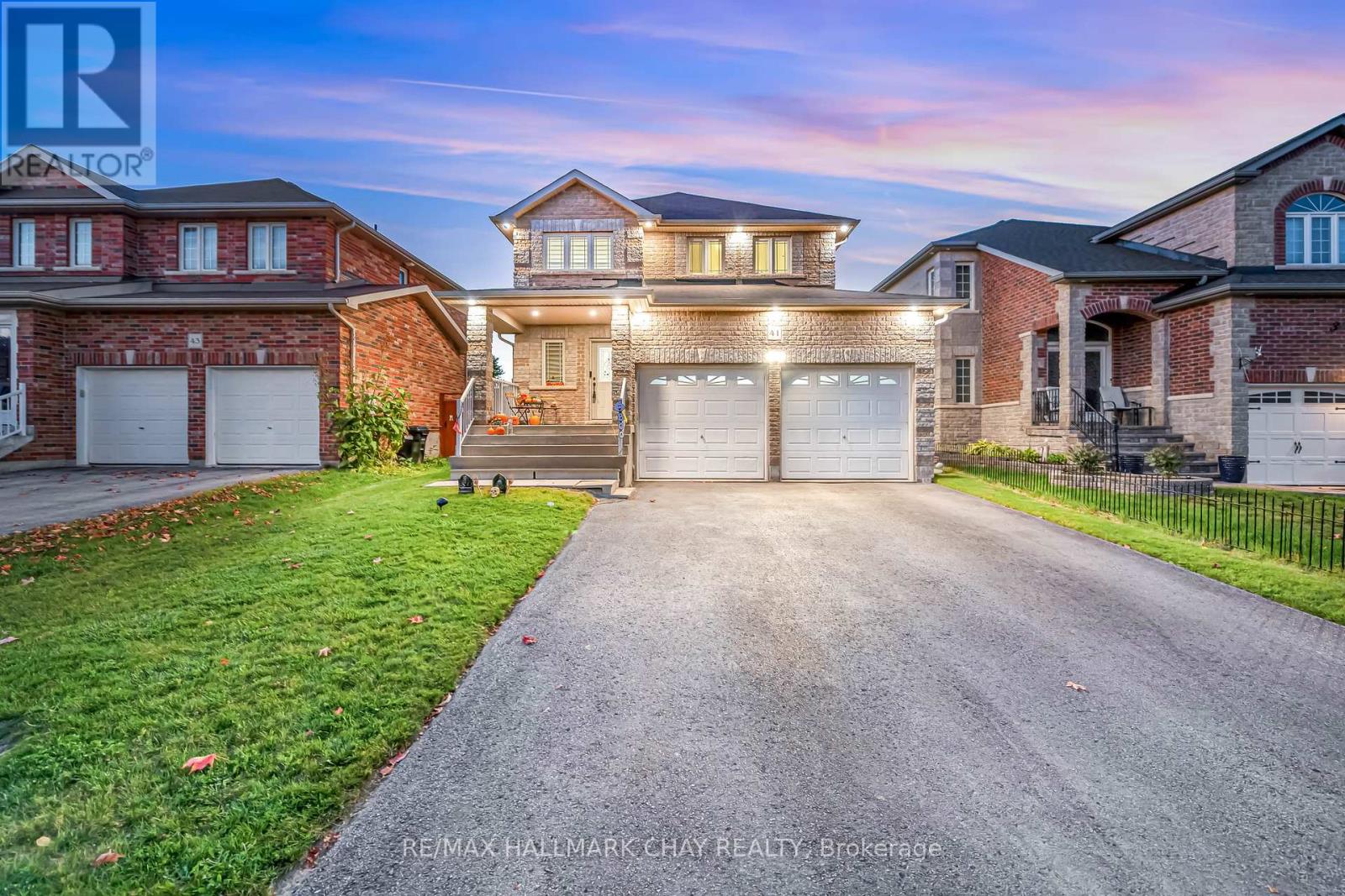 41 Bronze Cres, Bradford West Gwillimbury, ON L3Z 0B1