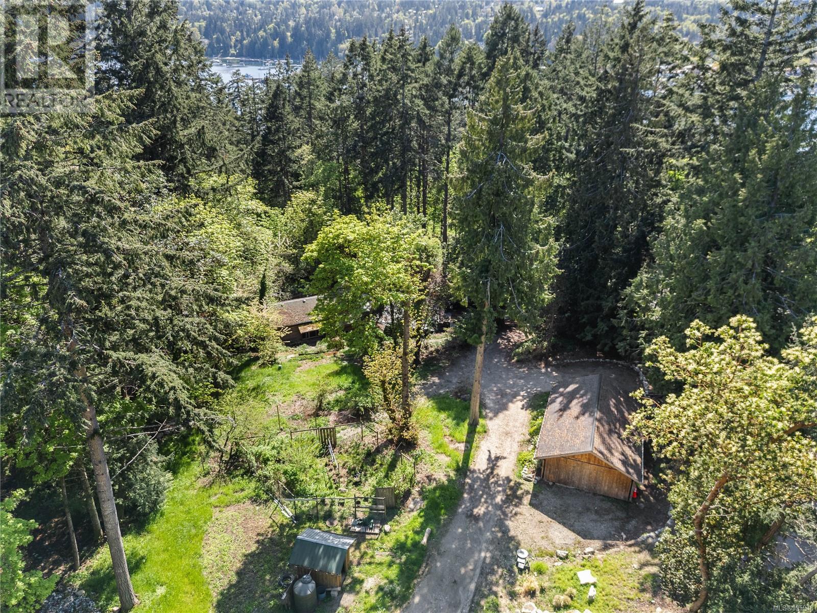 297 Churchill Rd, Salt Spring, BC V8K 2R4