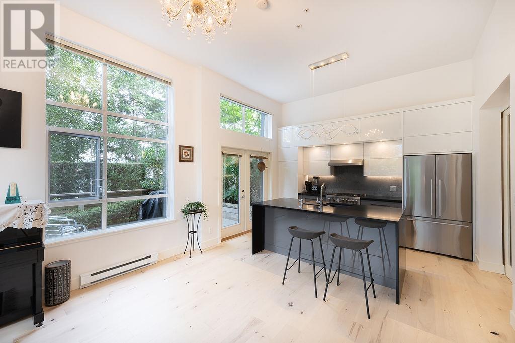 5952 Chancellor Mews, Vancouver, BC V6T 2L5