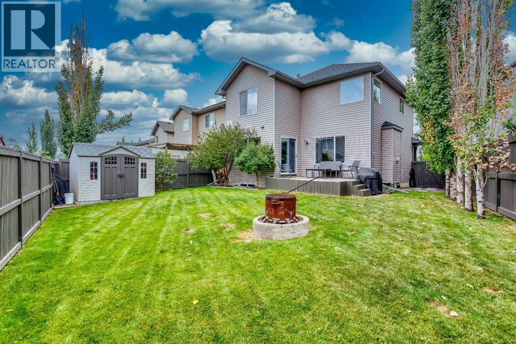 332 New Brighton Pl SE, Calgary, AB T2Z 4W6