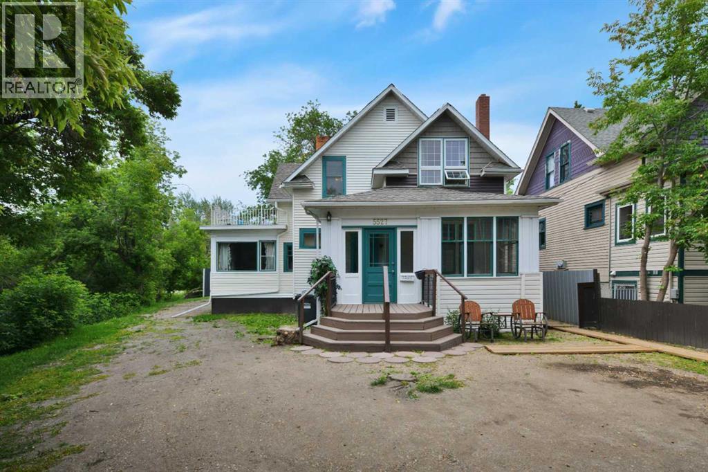 49 Avenue Unit 5527 #a, Red Deer, AB T4N 3X6