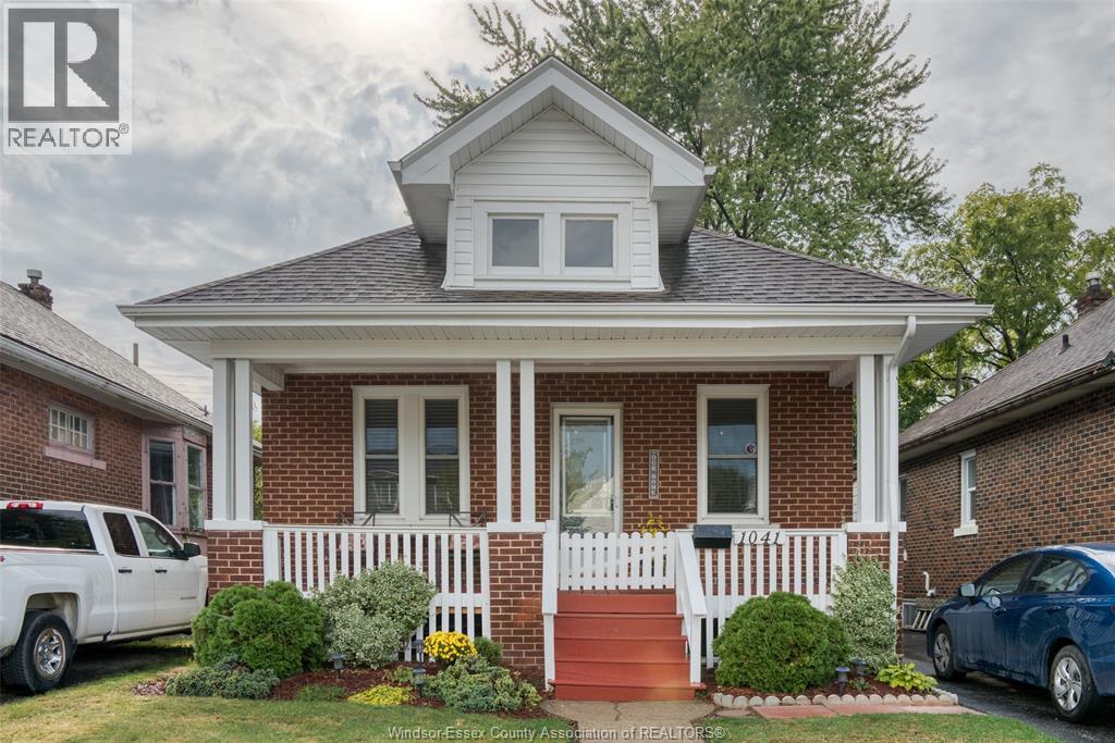 1041 Dawson, Windsor, ON N8Y 4A3
