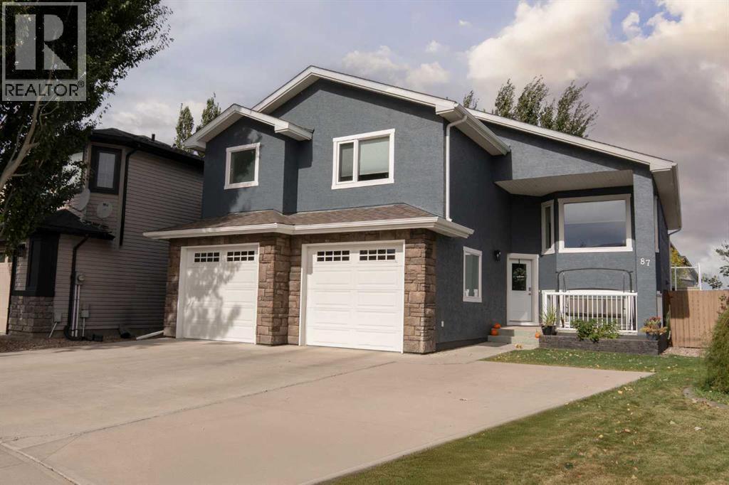 87 Gateway Mews S, Lethbridge, AB T1K 5S2