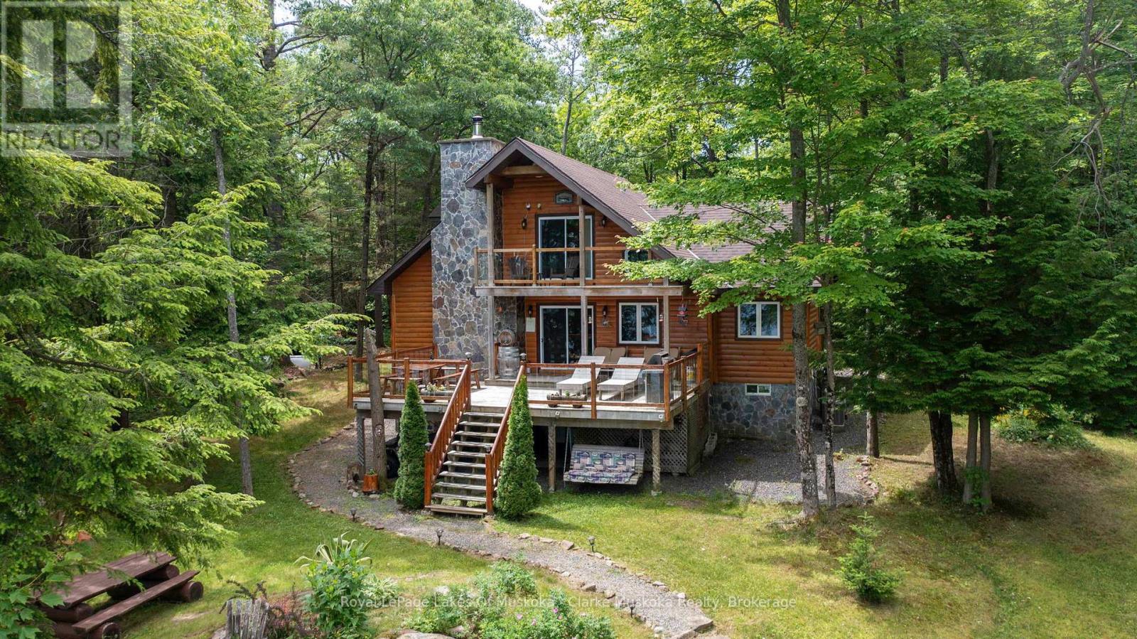 1 1041 Summit Rd, Muskoka Lakes, ON P0C 1M0
