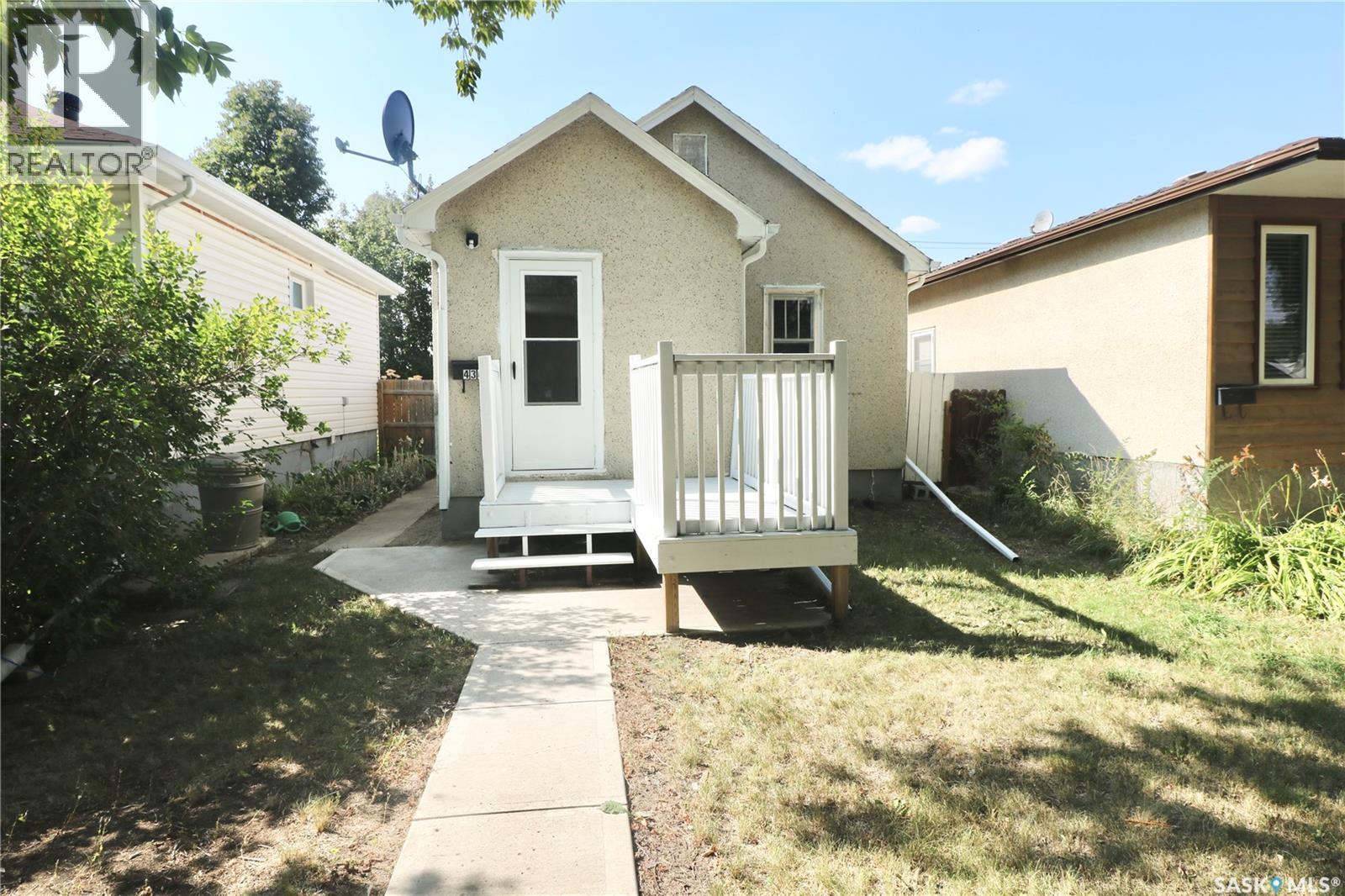 436 Scarth St, Regina, SK S4R 2C5