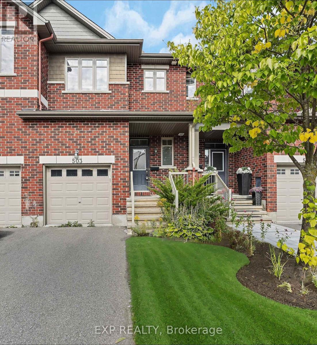 503 Knotridge St N, Ottawa, ON K1W 0A8