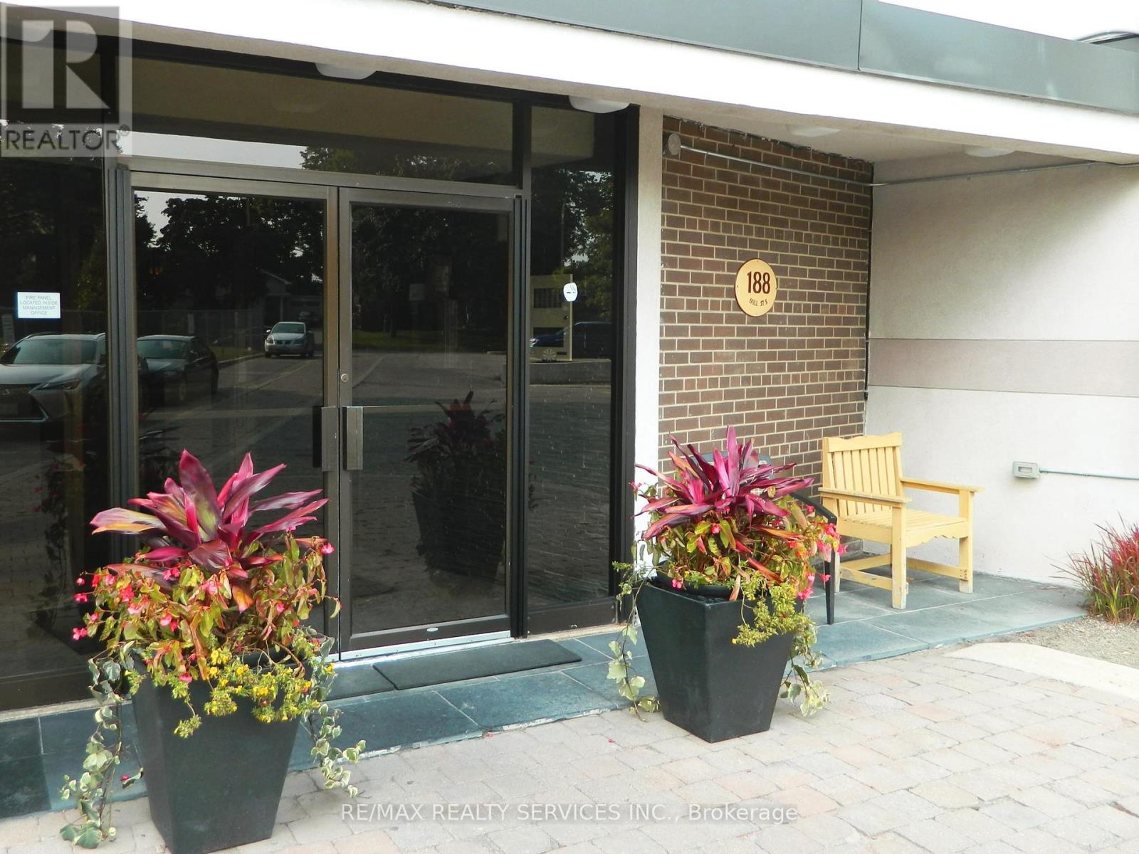 417 188 Mill St S, Brampton, ON L6Y 1T8