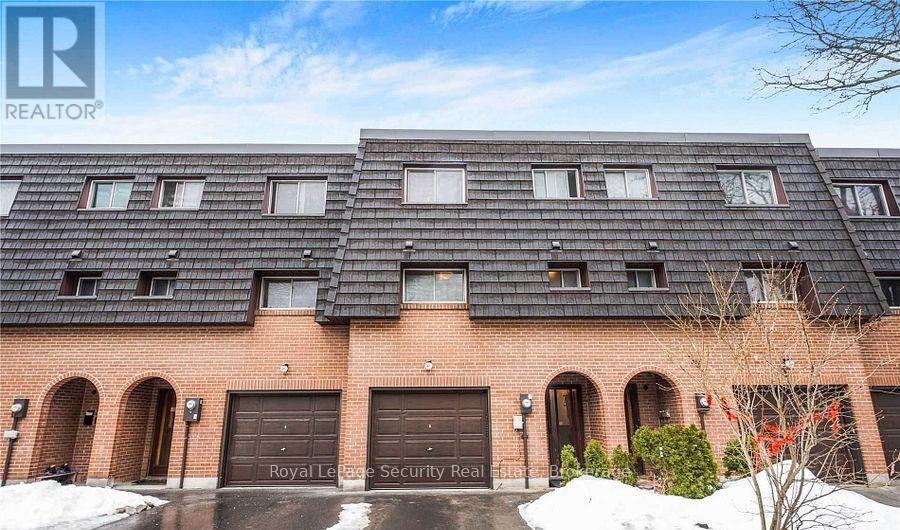 124 37 Darras Ct, Brampton, ON L6T 1W7