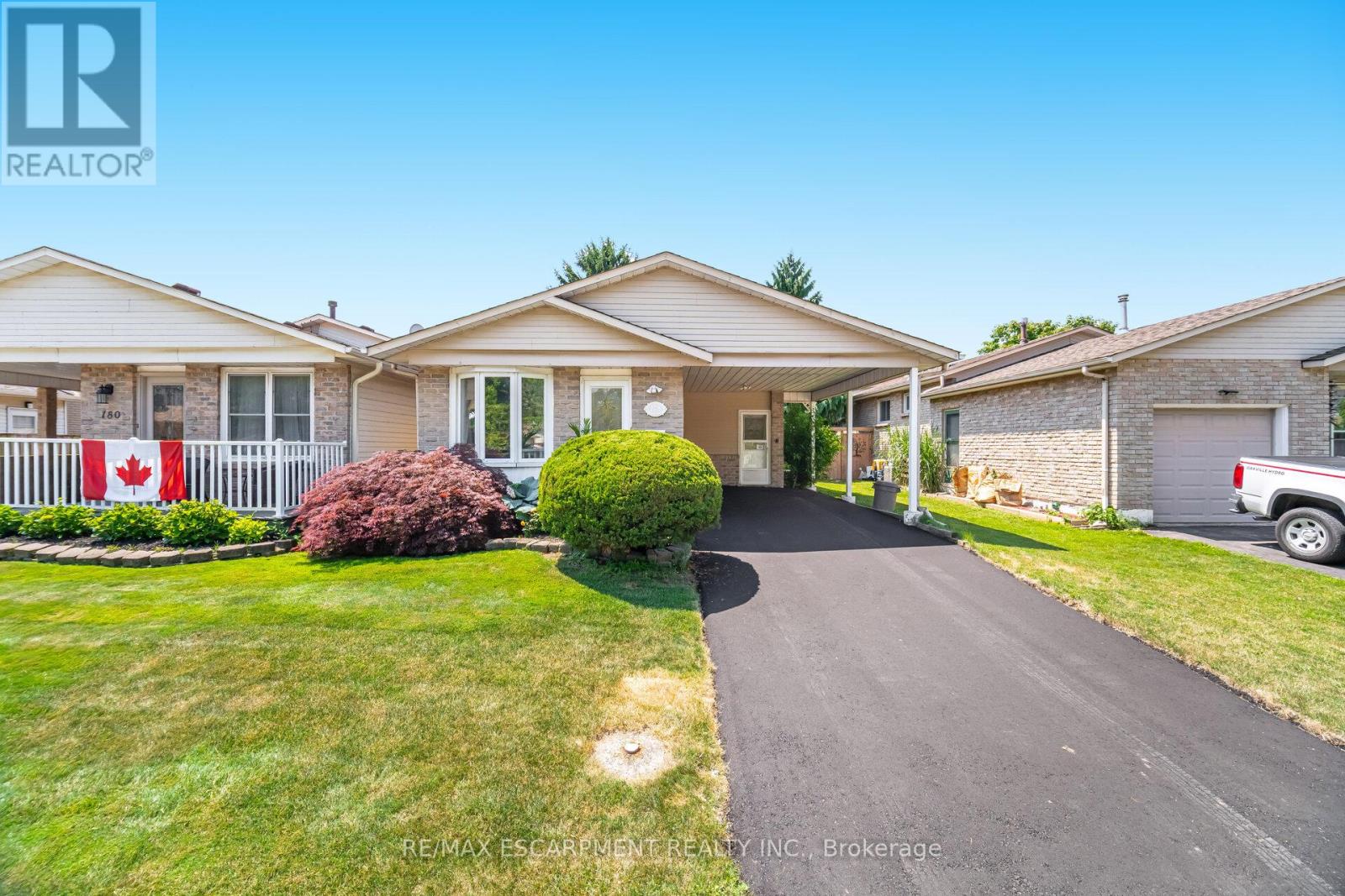 178 Athenia Dr, Hamilton, ON L8J 1V8