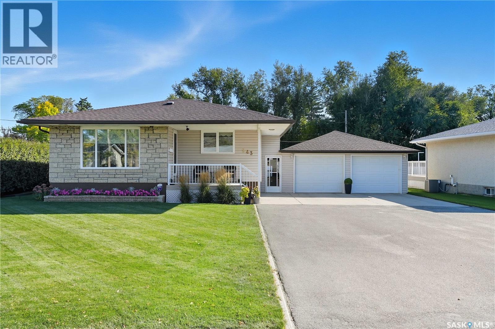 243 Maple St, Balgonie, SK S0G 0E0